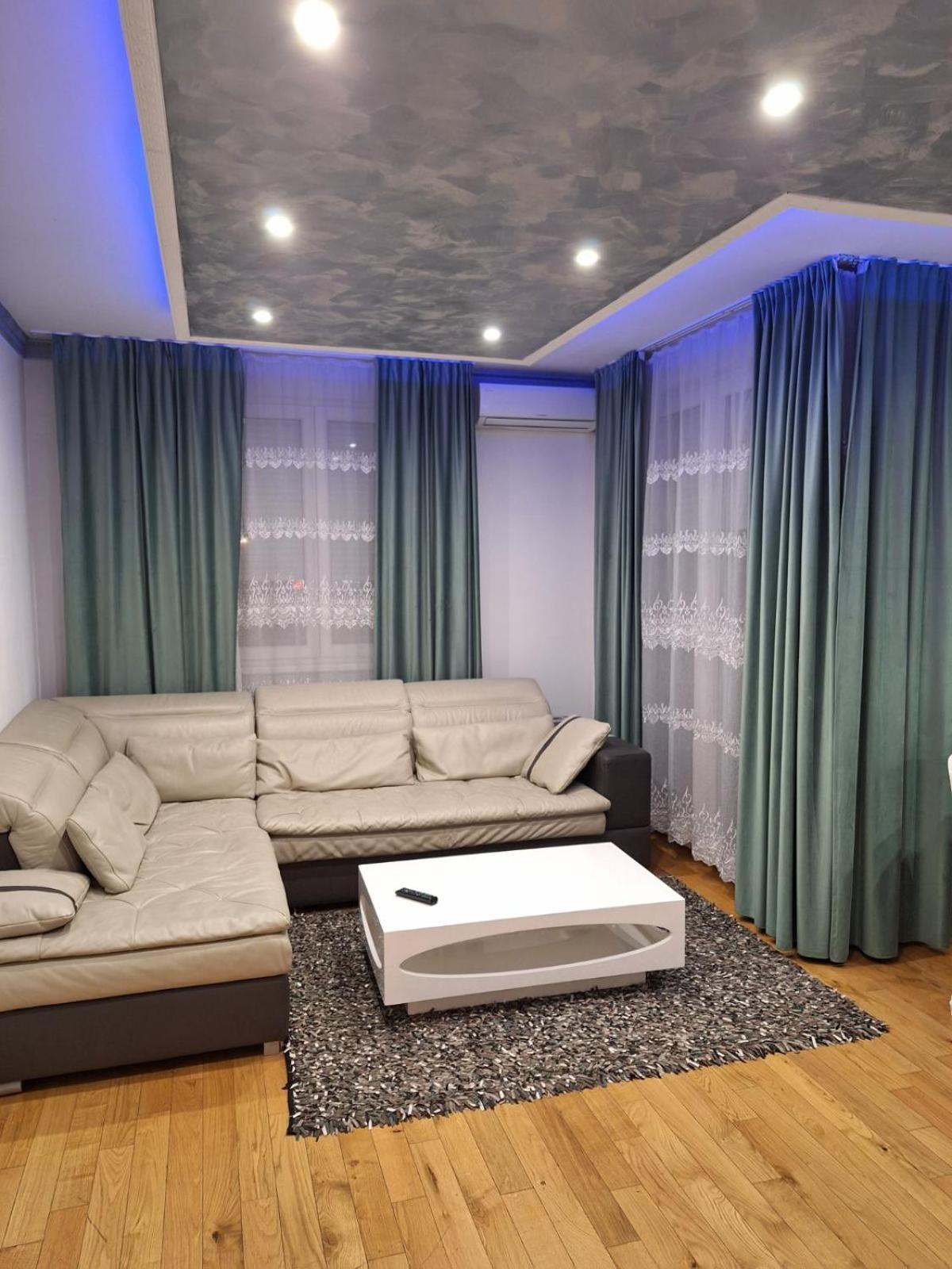 Elegantna Oaza Apartment Μπάνια Λούκα Εξωτερικό φωτογραφία